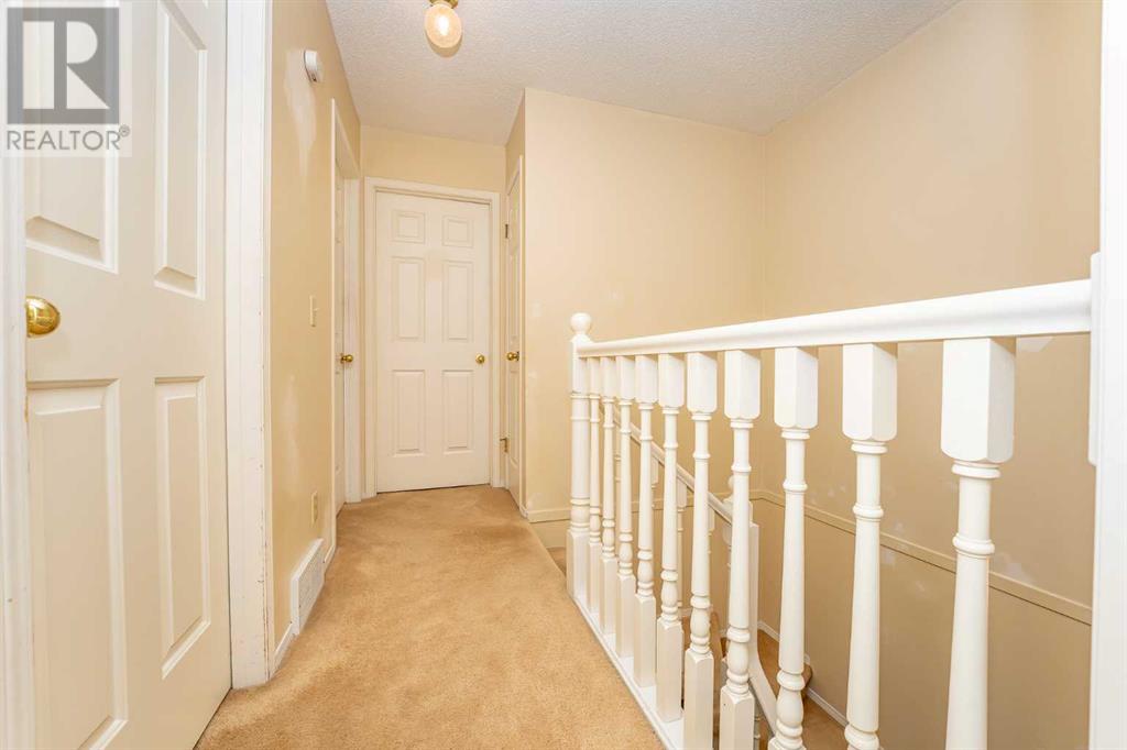 Single Family House for Sale in  Coachway Lane SW Coach Hill Calgary 