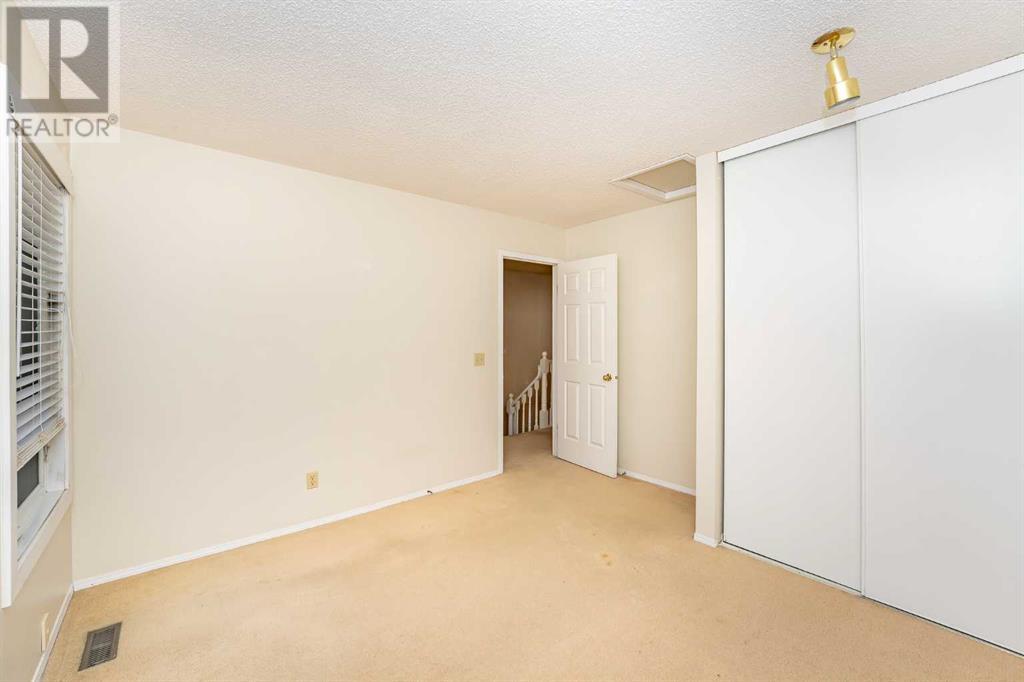 Single Family House for Sale in  Coachway Lane SW Coach Hill Calgary 