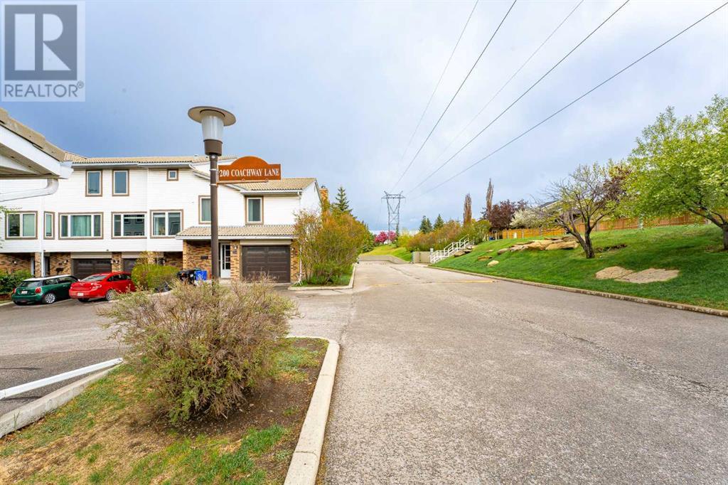 Single Family House for Sale in  Coachway Lane SW Coach Hill Calgary 