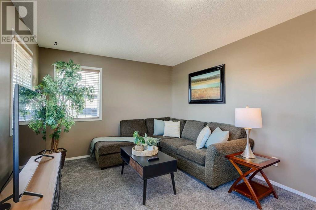 Single Family House for Sale in  Millview Road SW Millrise Calgary 