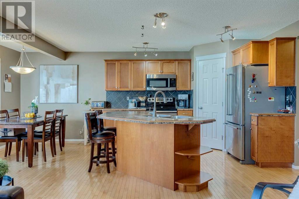 Single Family House for Sale in  Millview Road SW Millrise Calgary 