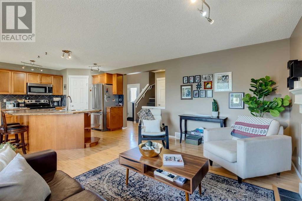 Single Family House for Sale in  Millview Road SW Millrise Calgary 