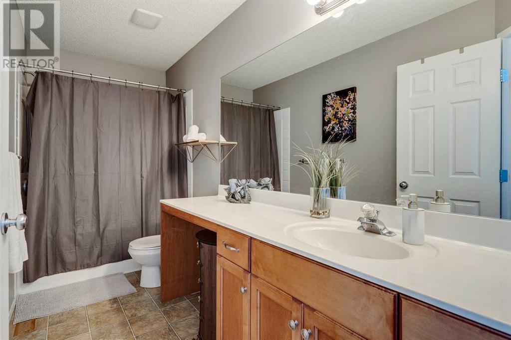 Single Family House for Sale in  Millview Road SW Millrise Calgary 