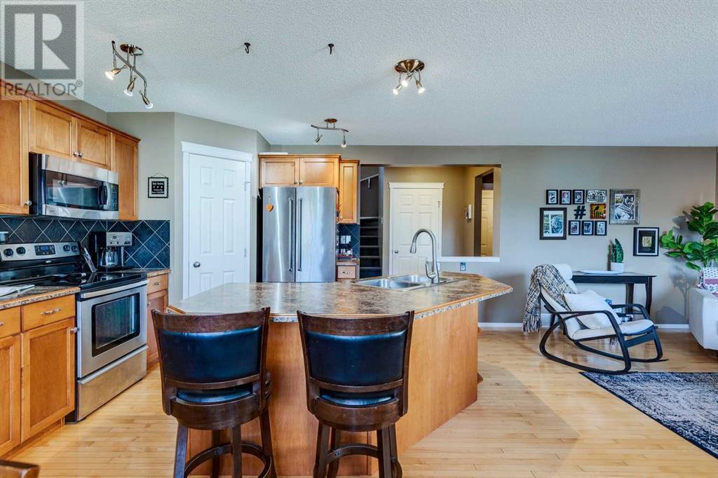 Single Family House for Sale in  Millview Road SW Millrise Calgary 