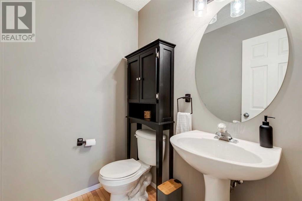 Single Family House for Sale in  Millview Road SW Millrise Calgary 
