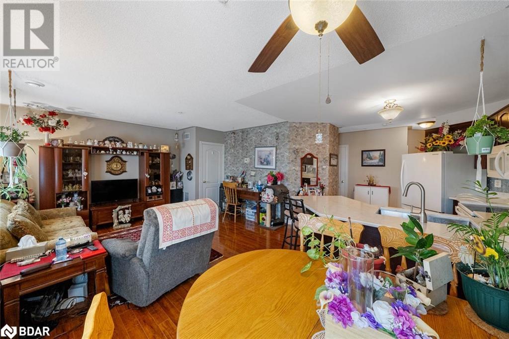 Photo 13 of 112 Simcoe Road Unit 301, Bradford West Gwillimbury ON