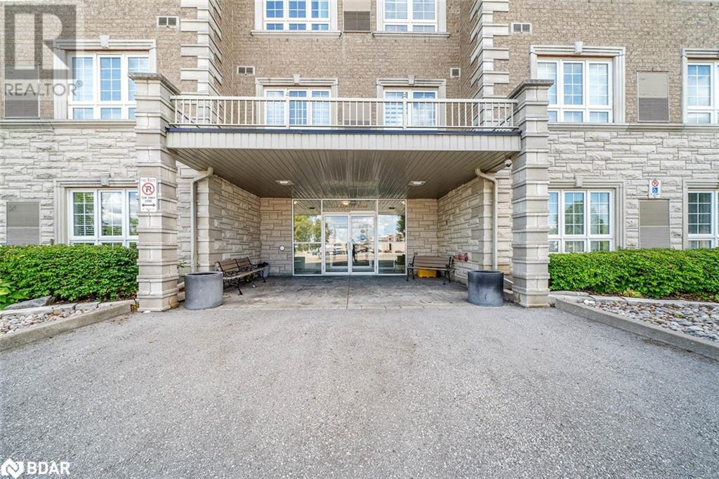 Photo 23 of 112 Simcoe Road Unit 301, Bradford West Gwillimbury ON