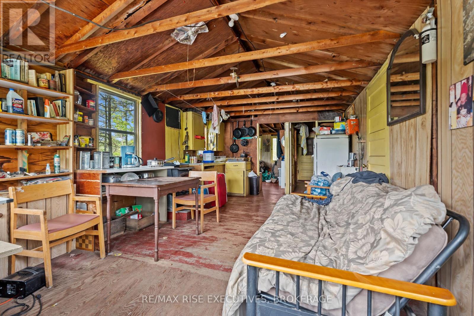 Photo 8 of 252 Dean Island Road, Rideau Lakes ON