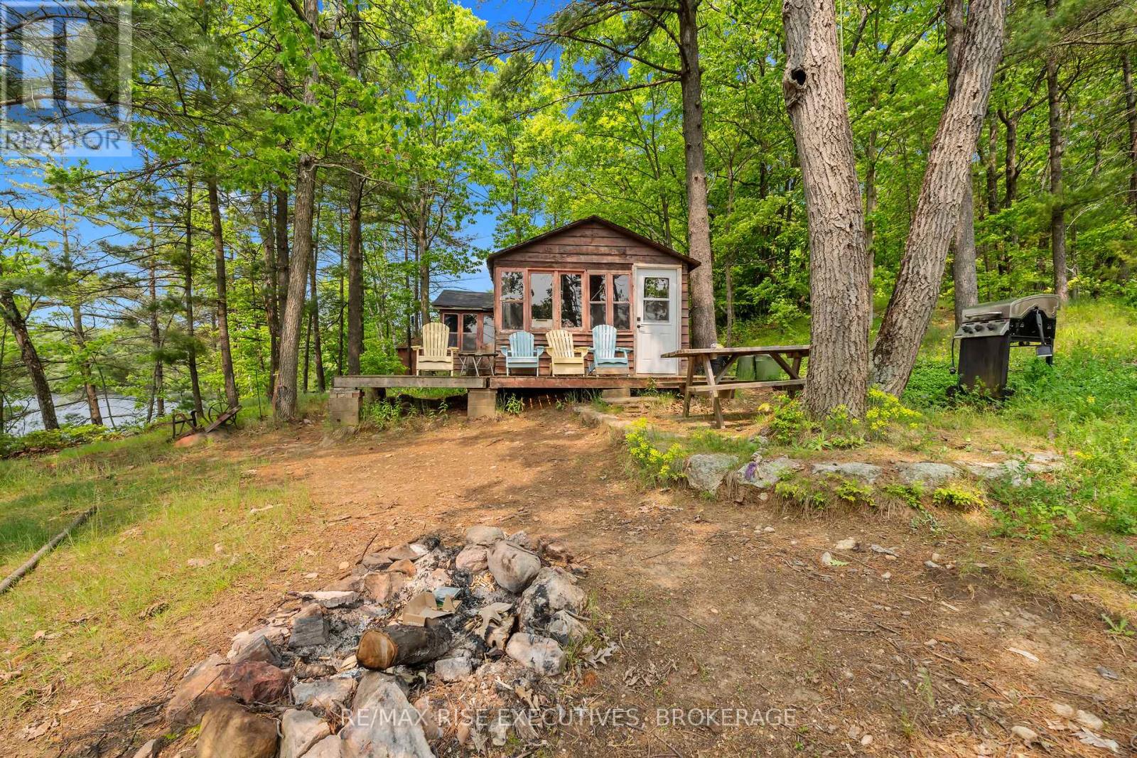 Photo 48 of 252 Dean Island Road, Rideau Lakes ON