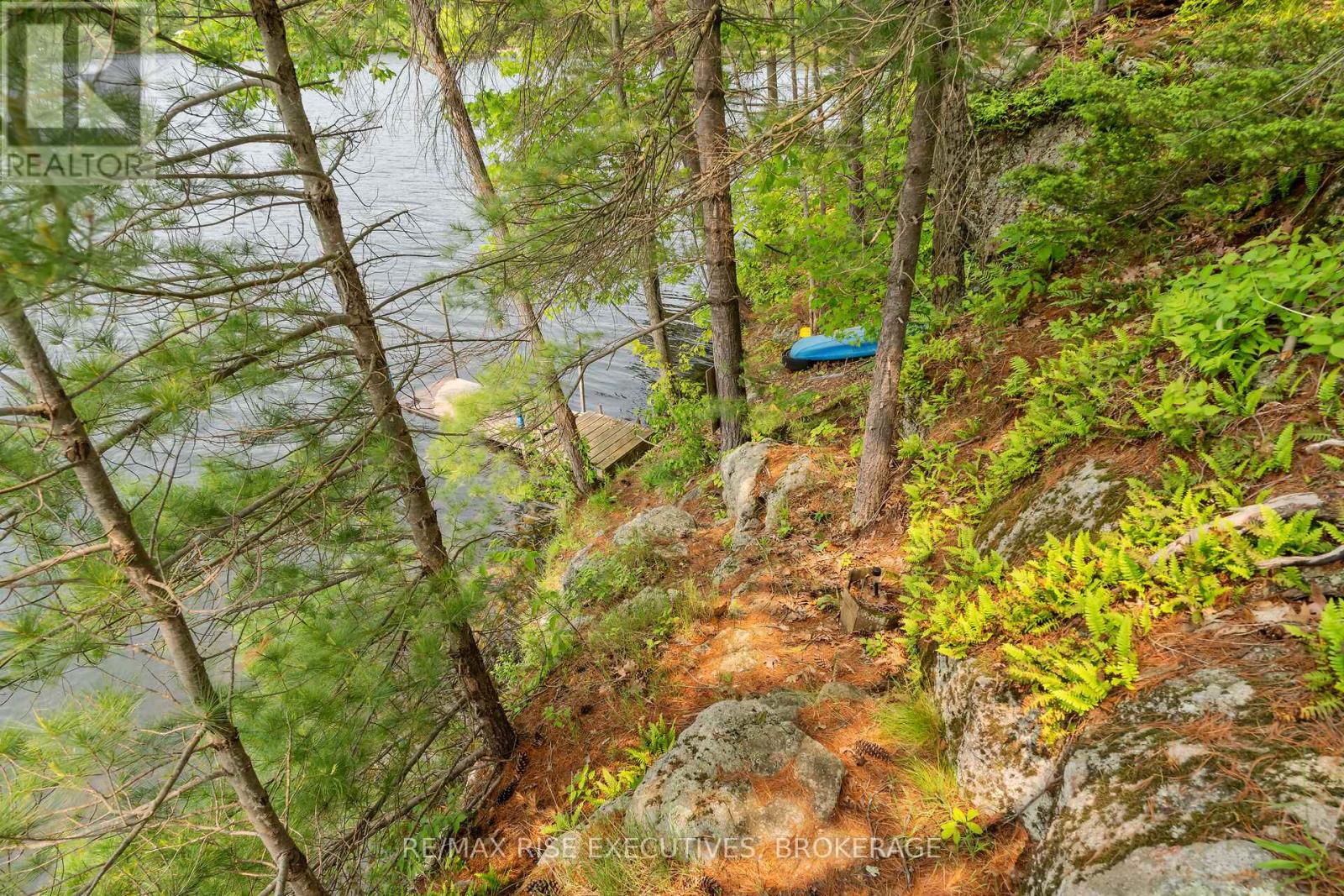 Photo 2 of 252 Dean Island Road, Rideau Lakes ON