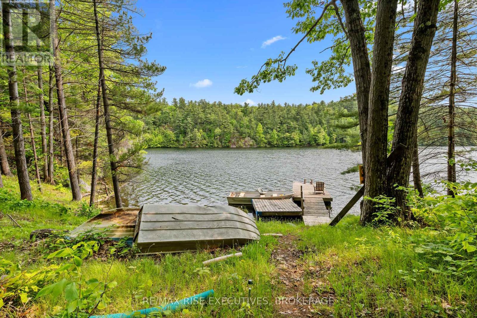 Photo 41 of 252 Dean Island Road, Rideau Lakes ON