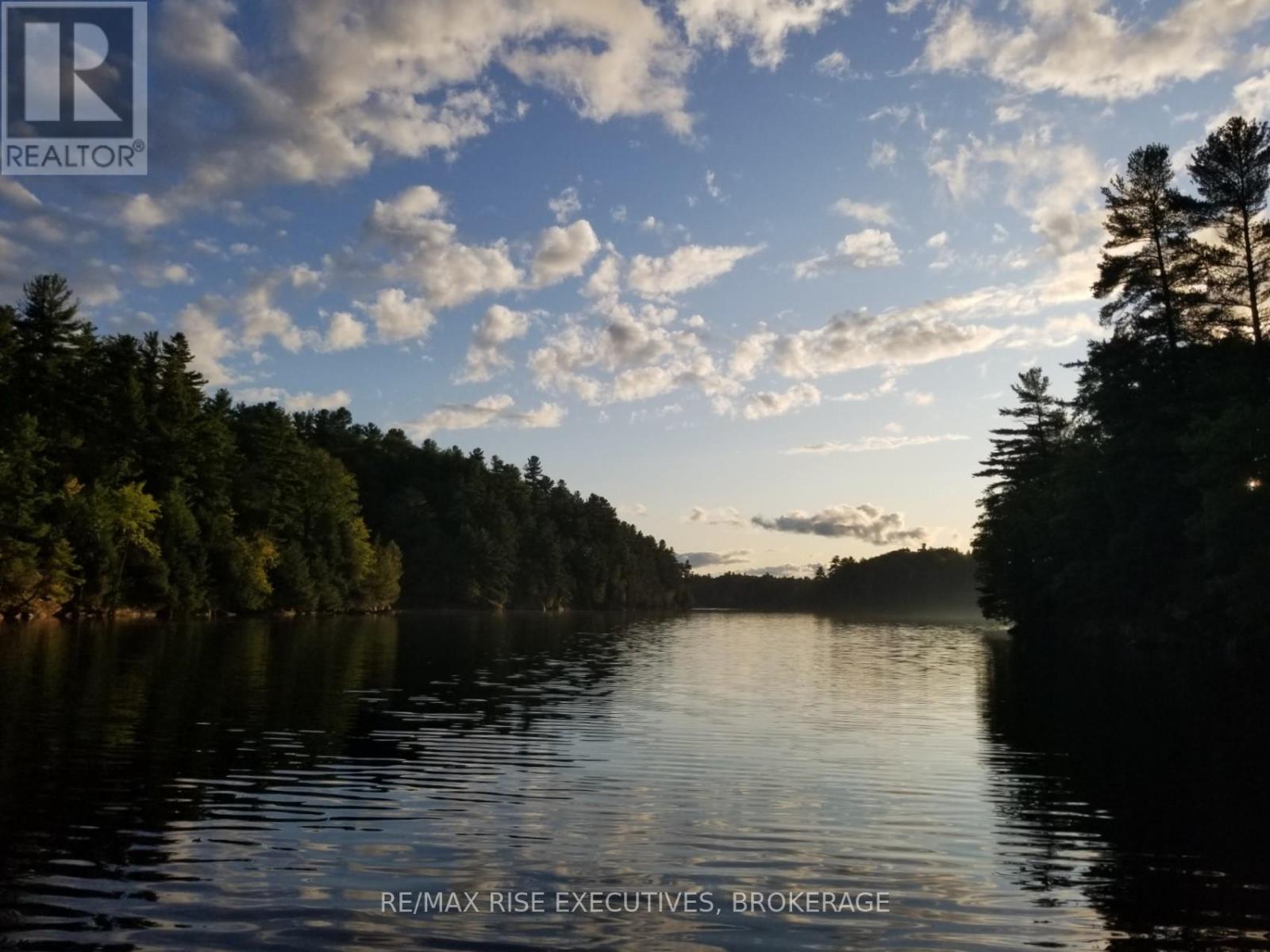 Photo 6 of 252 Dean Island Road, Rideau Lakes ON