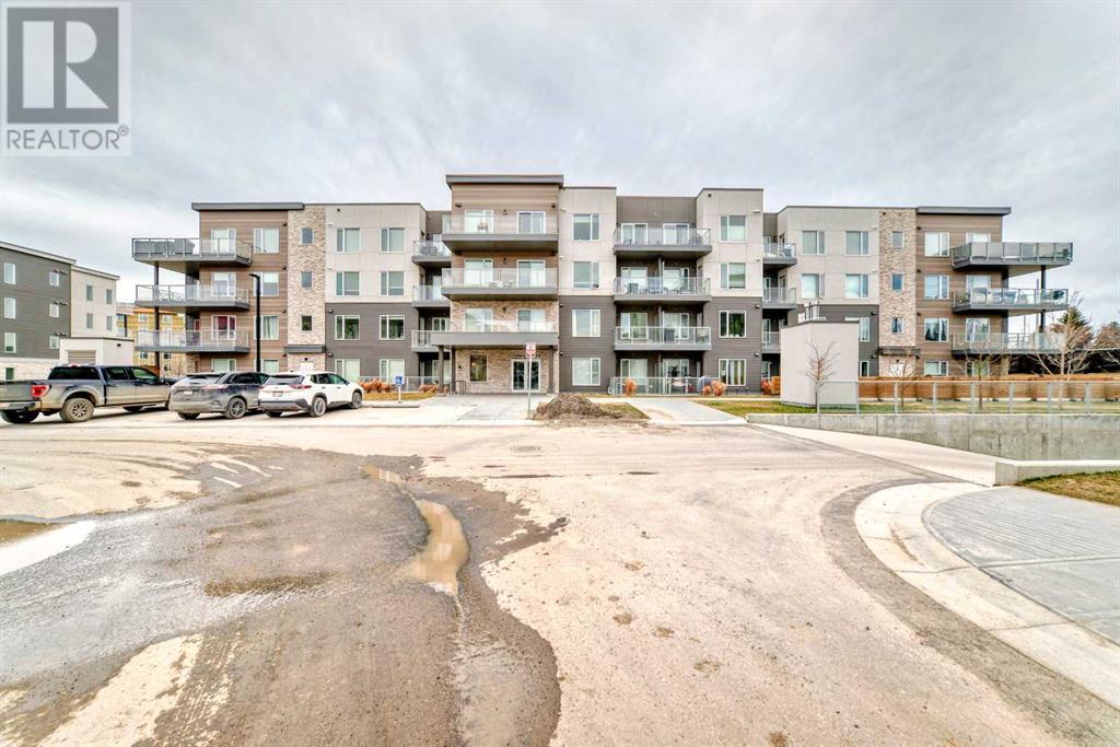 Single Family House for Sale in   Shawnee Square SW Shawnee Slopes Calgary 