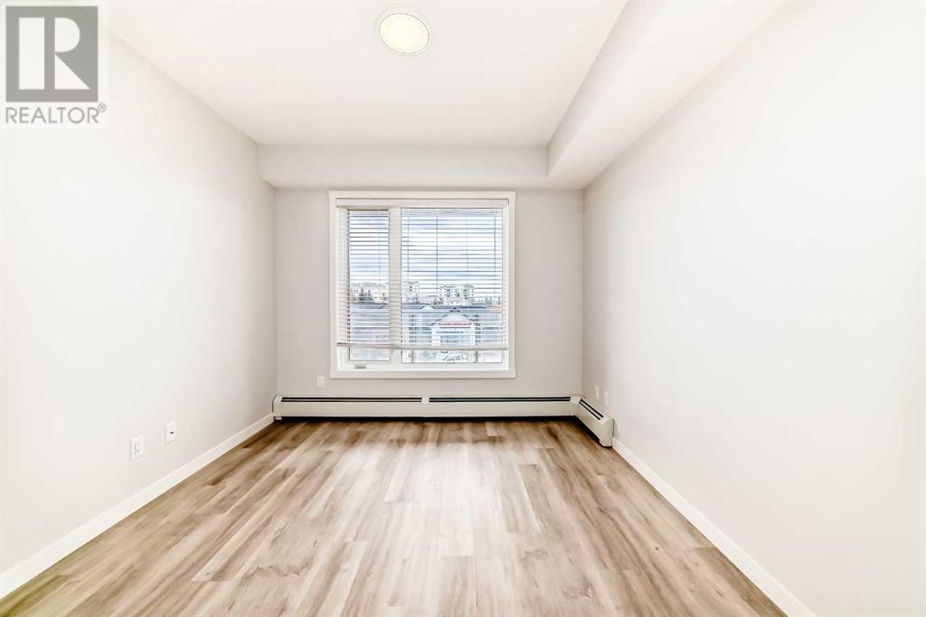 Single Family House for Sale in   Shawnee Square SW Shawnee Slopes Calgary 