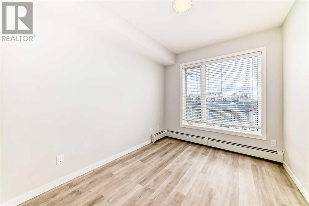 Single Family House for Sale in   Shawnee Square SW Shawnee Slopes Calgary 
