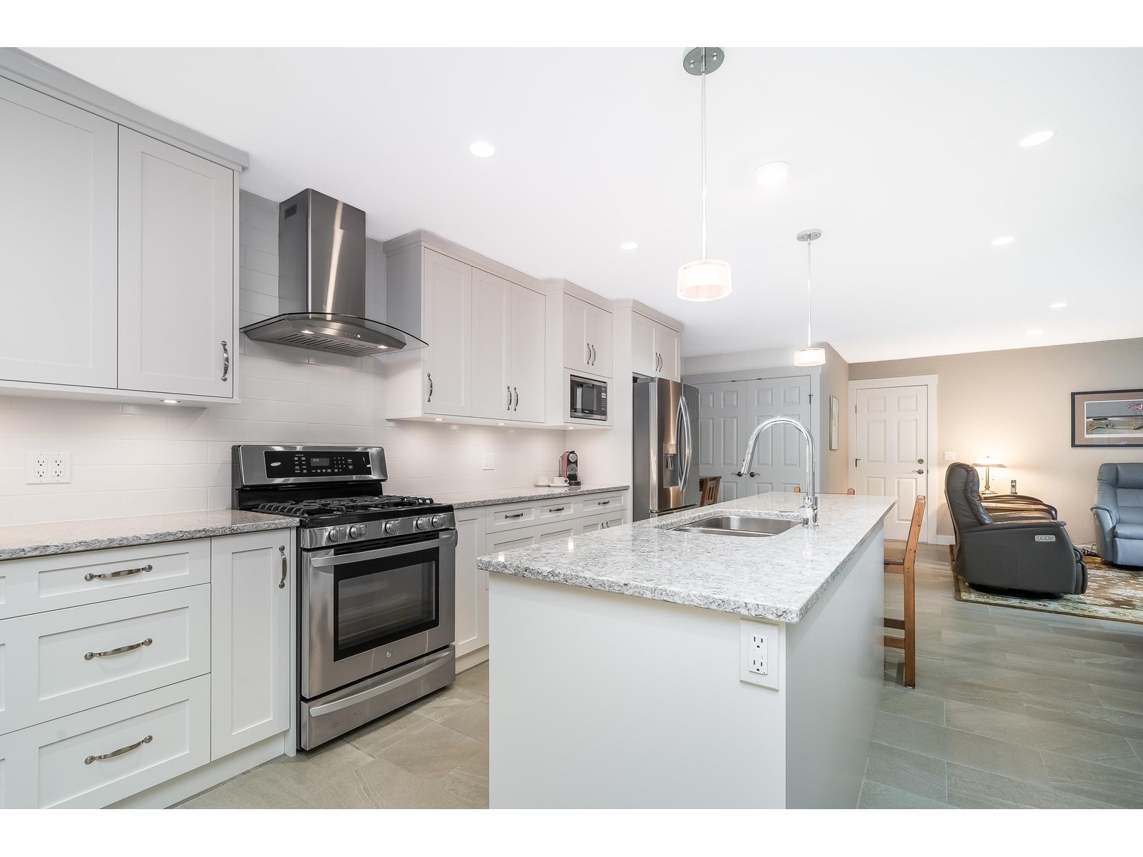 Photo 17 of 1 1854 Southmere Crescent, Surrey BC