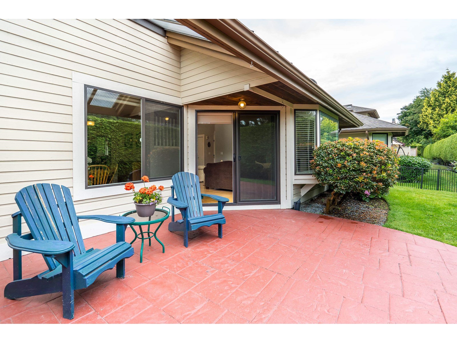 Photo 33 of 1 1854 Southmere Crescent, Surrey BC
