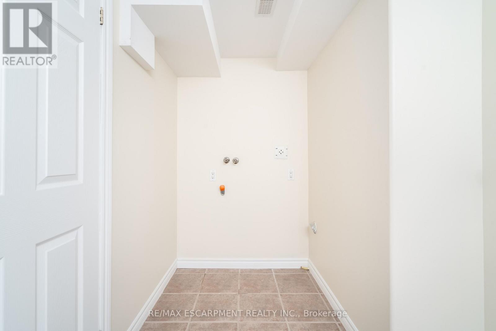 Photo 10 of 102 111 Grey Street, Brant ON