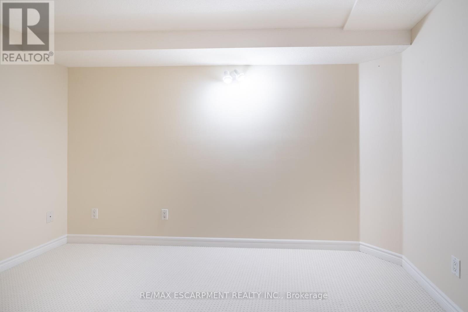 Photo 14 of 102 111 Grey Street, Brant ON
