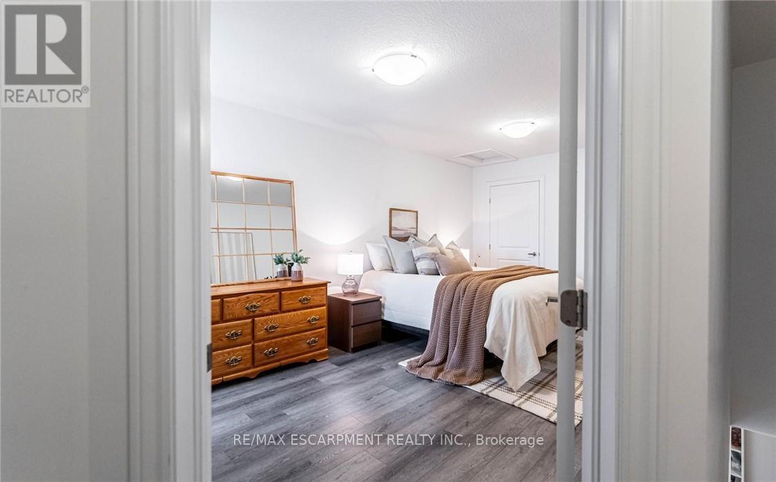 Photo 18 of 85 61 Soho Street, Hamilton ON