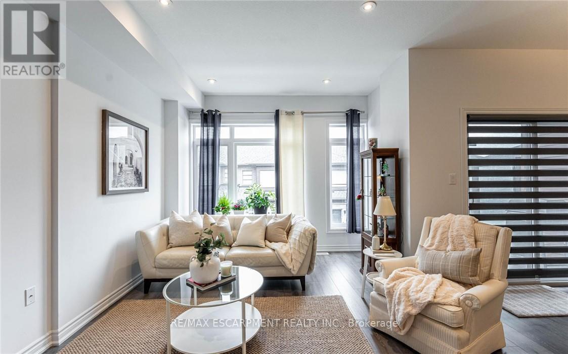 Photo 6 of 85 61 Soho Street, Hamilton ON
