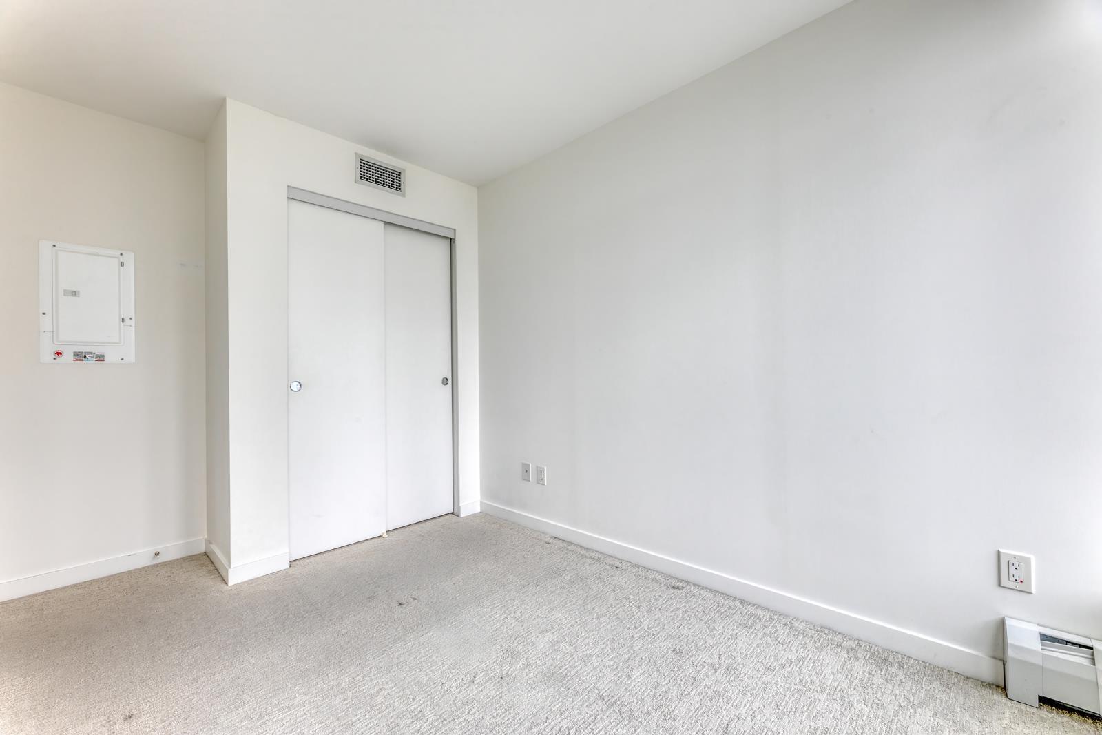 Photo 10 of 910 13350 Central Avenue, Surrey BC