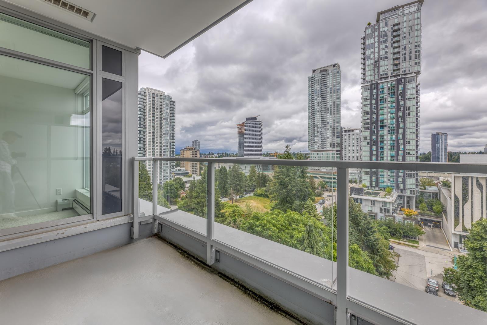 Photo 11 of 910 13350 Central Avenue, Surrey BC