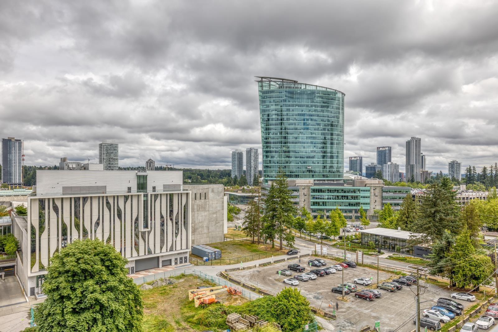 Photo 14 of 910 13350 Central Avenue, Surrey BC