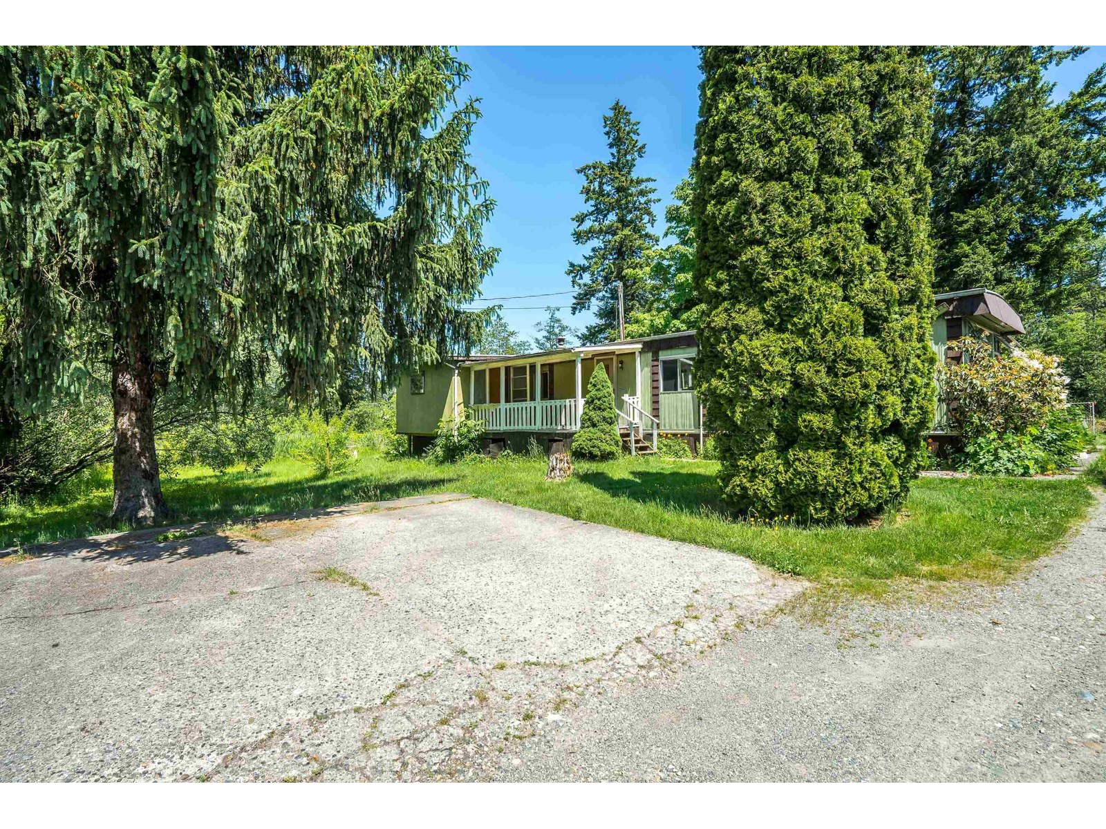 Photo 37 of 333 224 Street, Langley BC