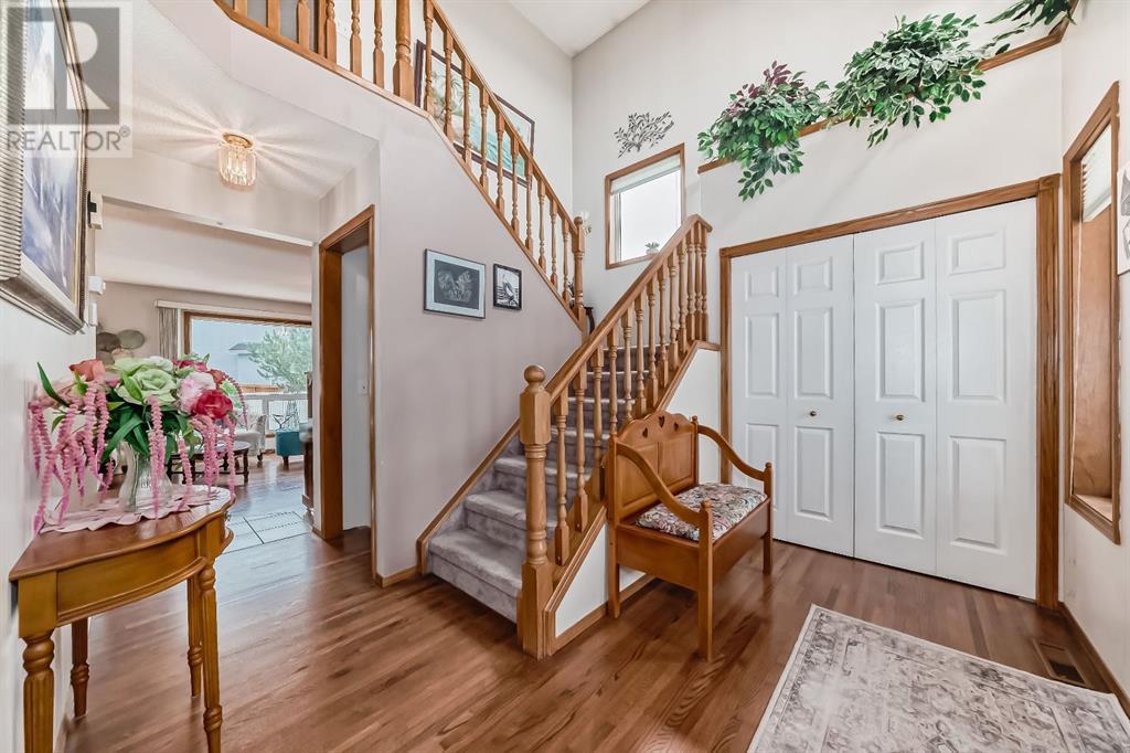 Single Family House for Sale in  Coral Keys Place NE Coral Springs Calgary 