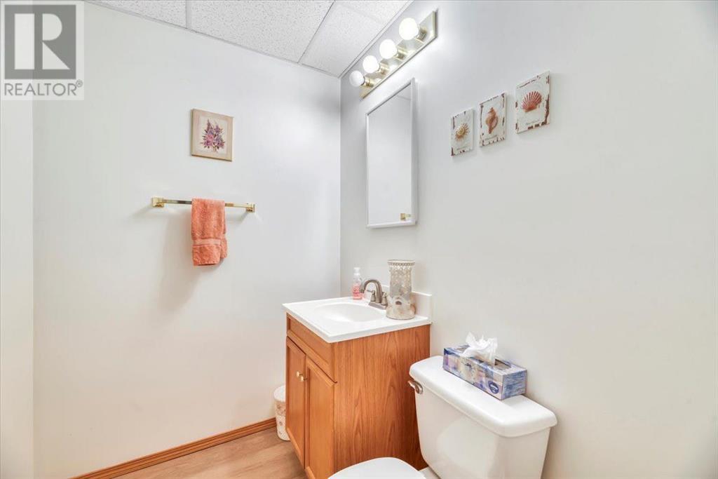 Single Family House for Sale in  Coral Keys Place NE Coral Springs Calgary 