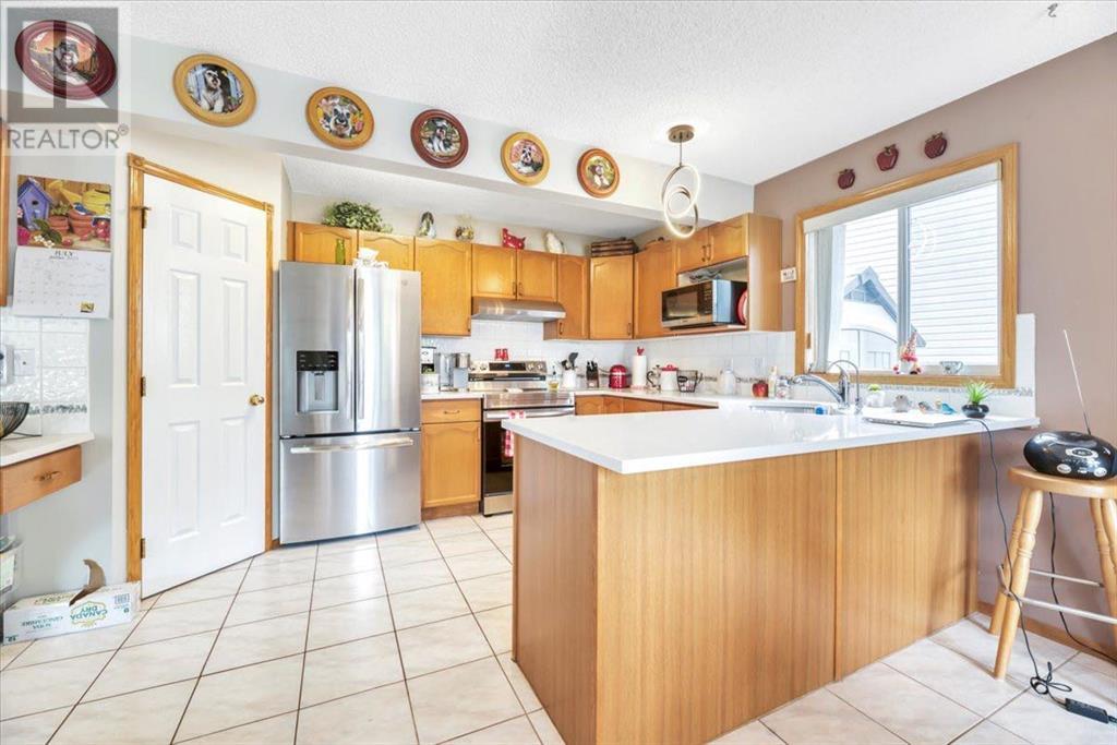 Single Family House for Sale in  Coral Keys Place NE Coral Springs Calgary 