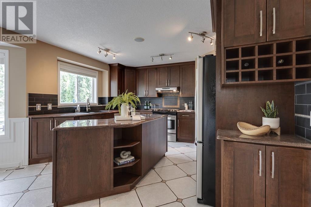 Single Family House for Sale in  Citadel Green NW Citadel Calgary 