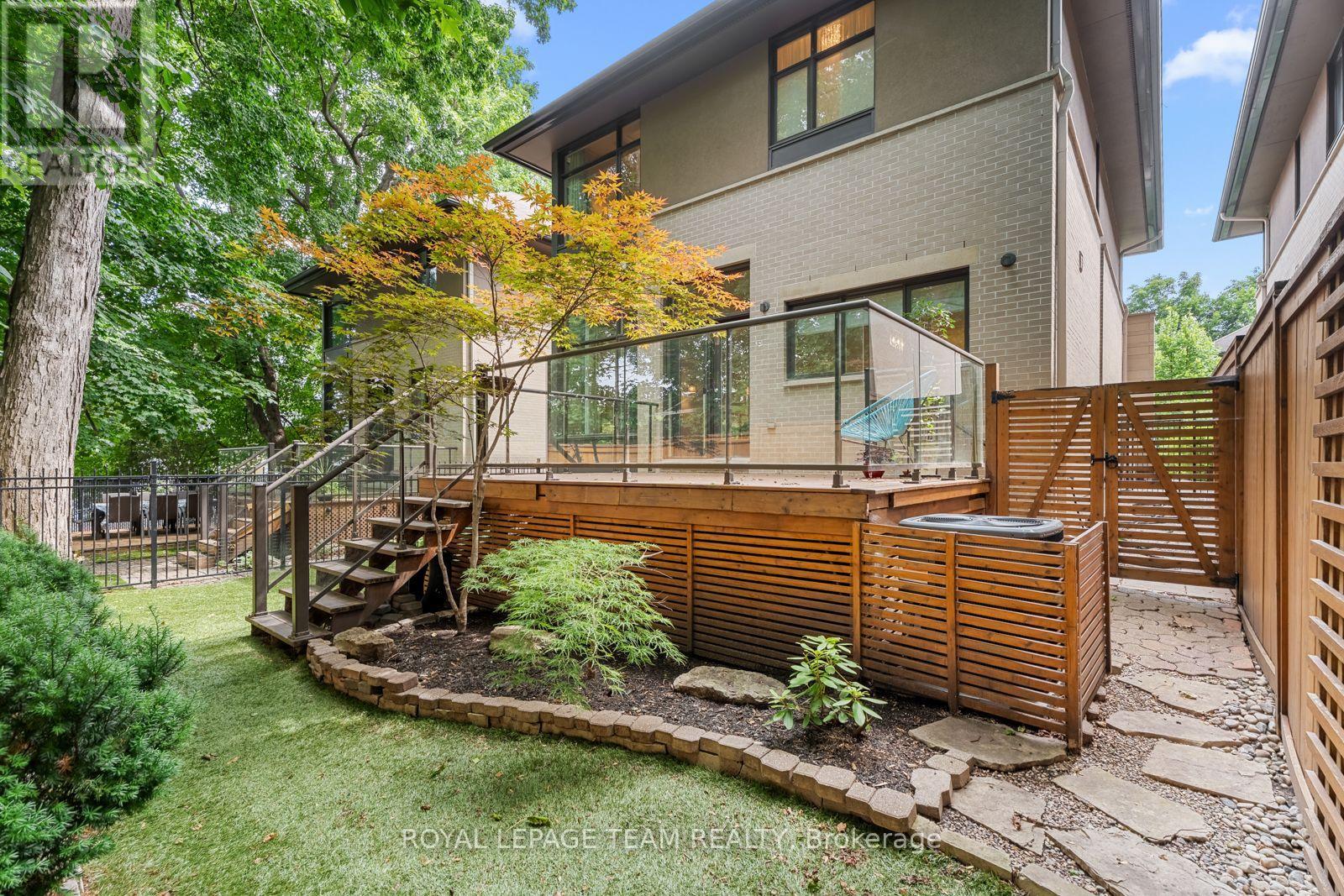 Photo 25 of 103 Black Maple Private, Ottawa ON