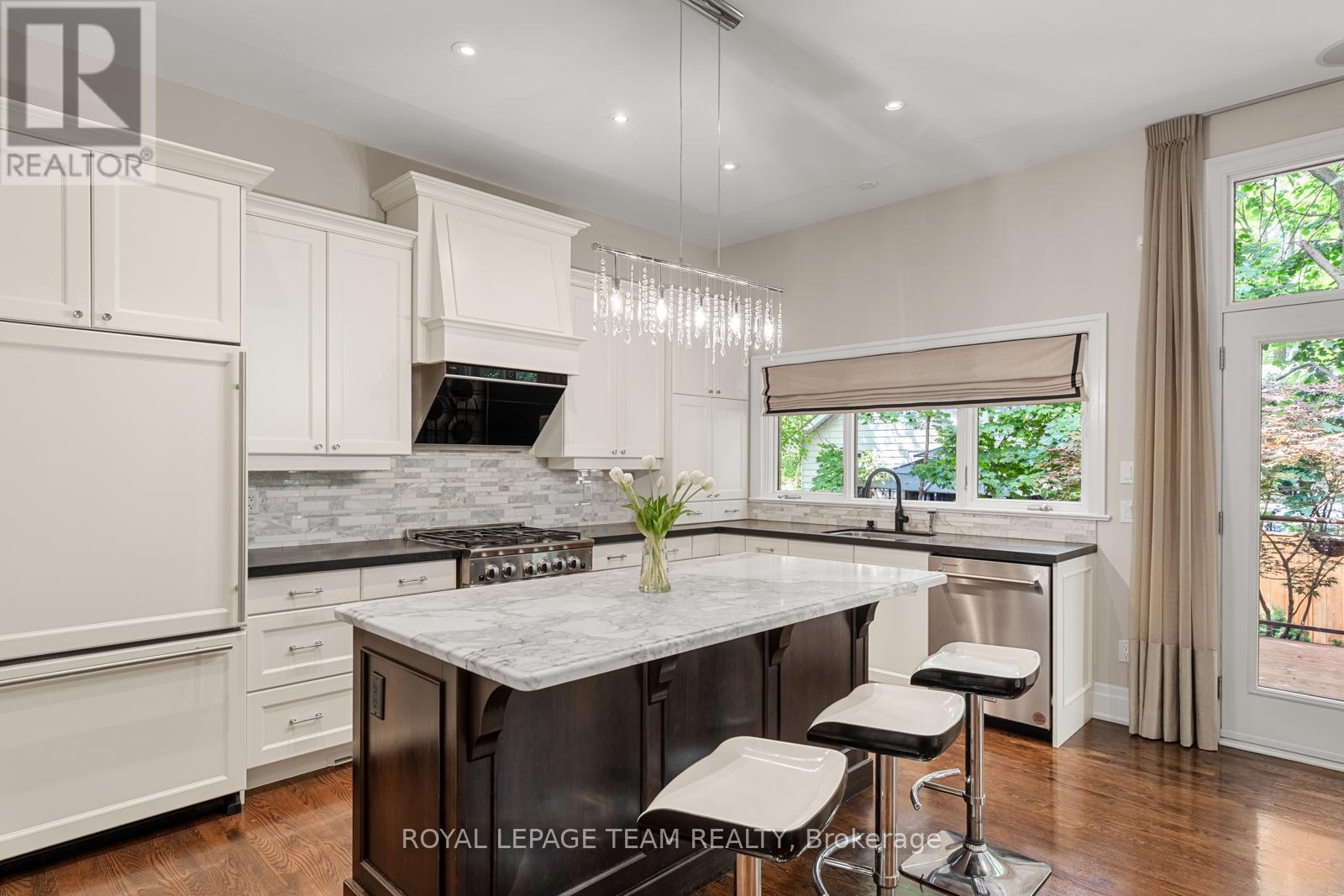 Photo 24 of 103 Black Maple Private, Ottawa ON