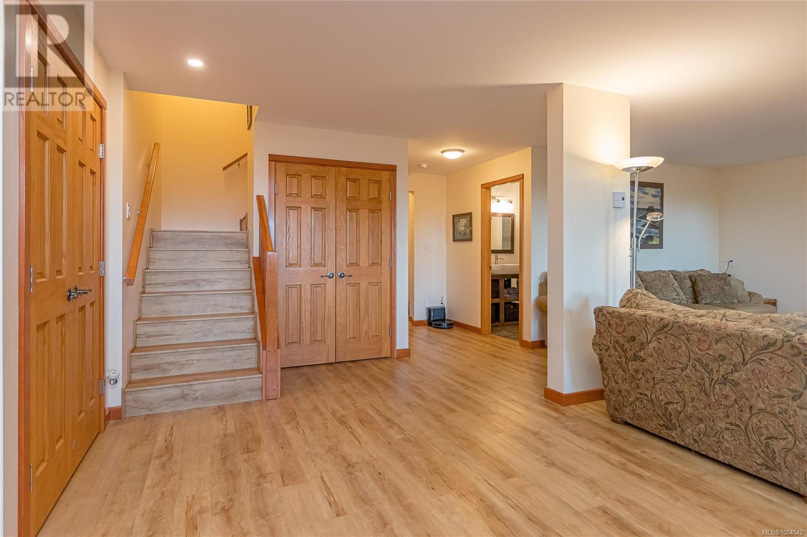 Photo 26 of 1556 Meadowood Way, Qualicum Beach BC