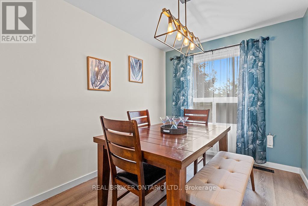 Single Family House for Sale in  MCVEIGH DRIVE Barrie (Northwest) 