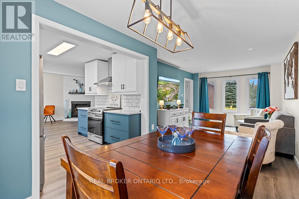 Single Family House for Sale in  MCVEIGH DRIVE Barrie (Northwest) 