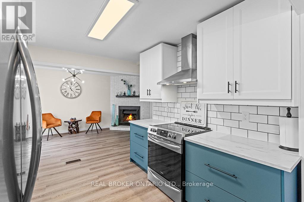 Single Family House for Sale in  MCVEIGH DRIVE Barrie (Northwest) 