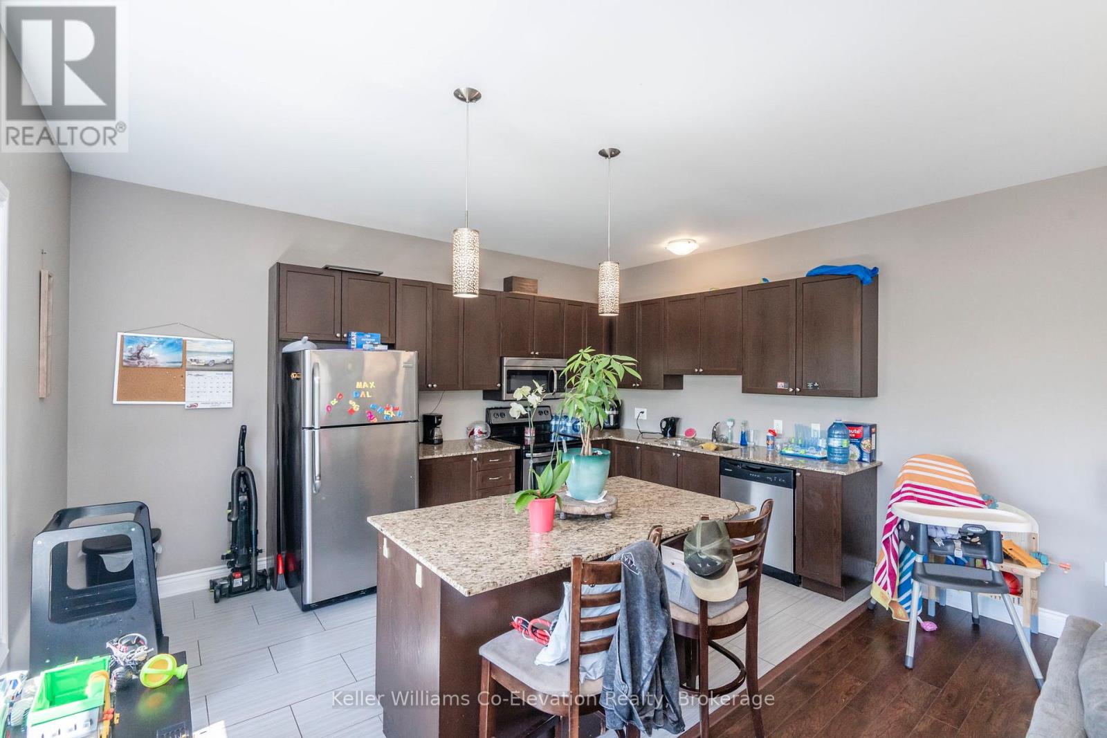 Photo 4 of 3931 Wood Avenue, Severn ON
