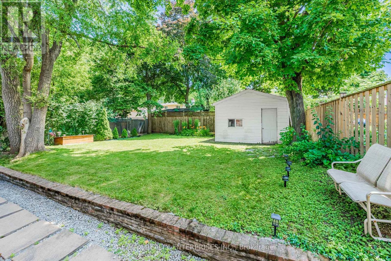 Photo 9 of 2694 Truscott Drive, Mississauga ON