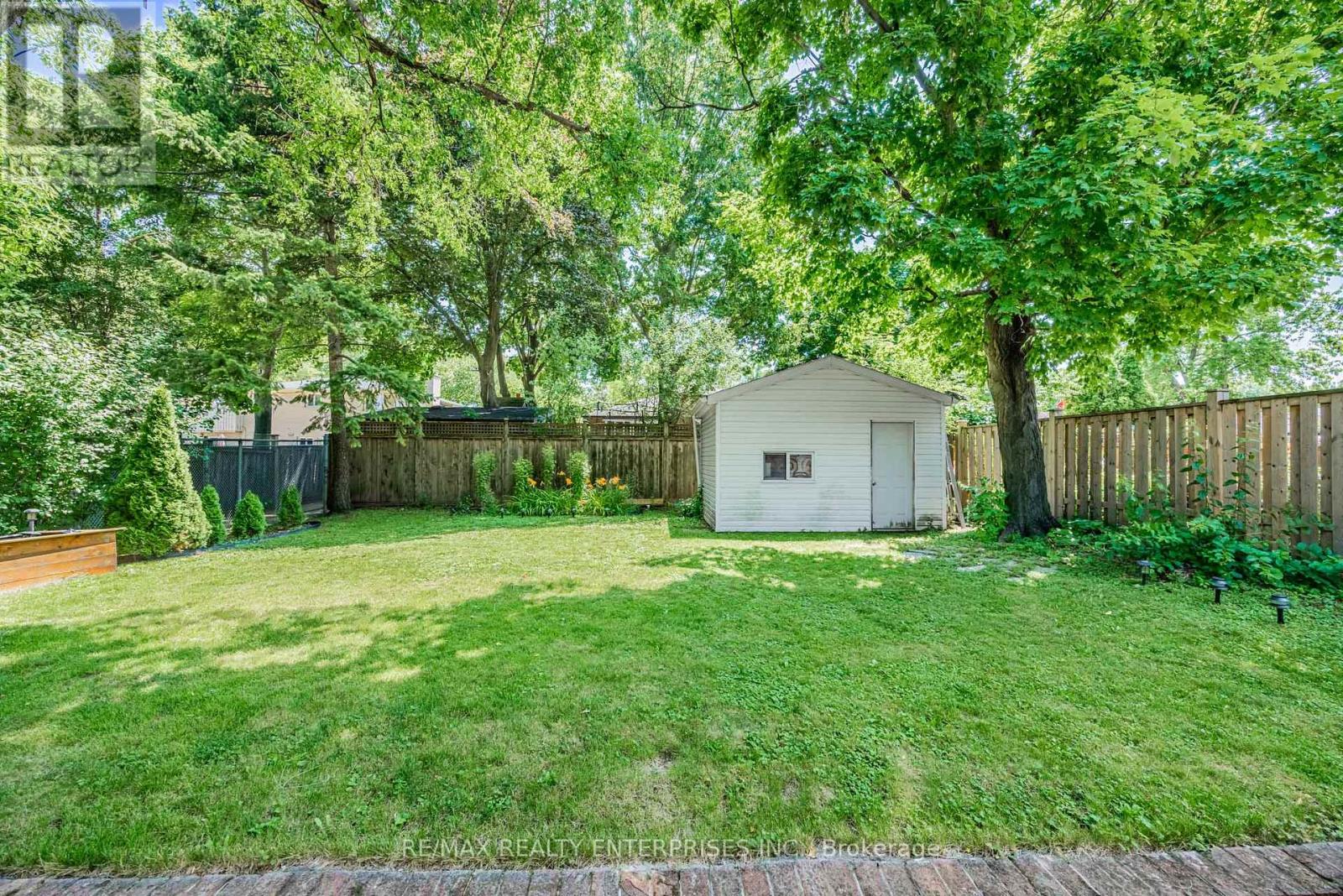 Photo 21 of 2694 Truscott Drive, Mississauga ON