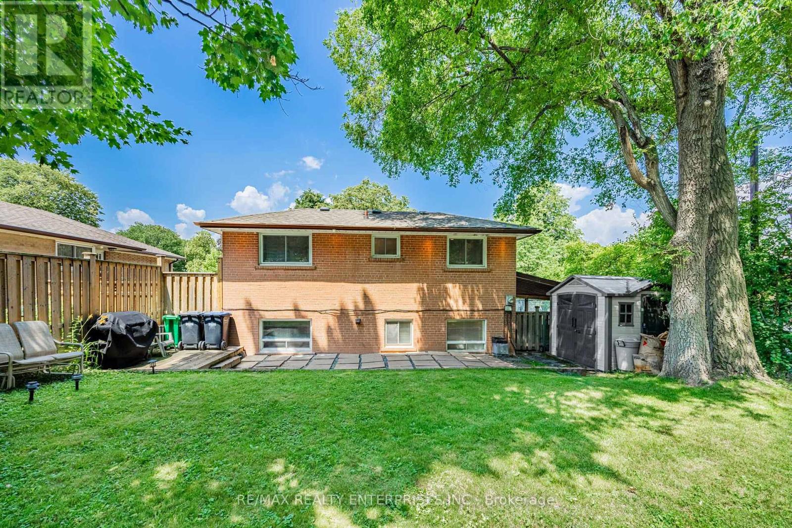 Photo 34 of 2694 Truscott Drive, Mississauga ON