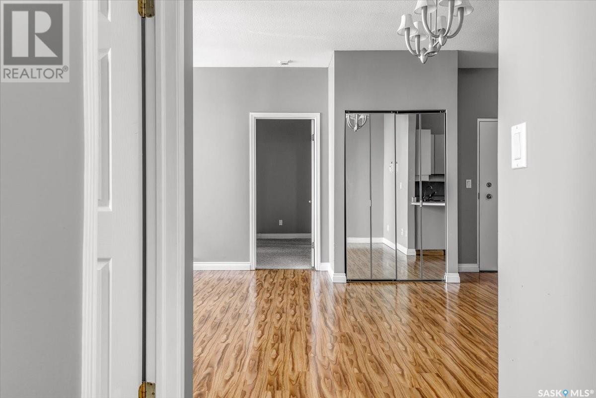 Photo 8 of 801 1867 Hamilton Street, Regina SK