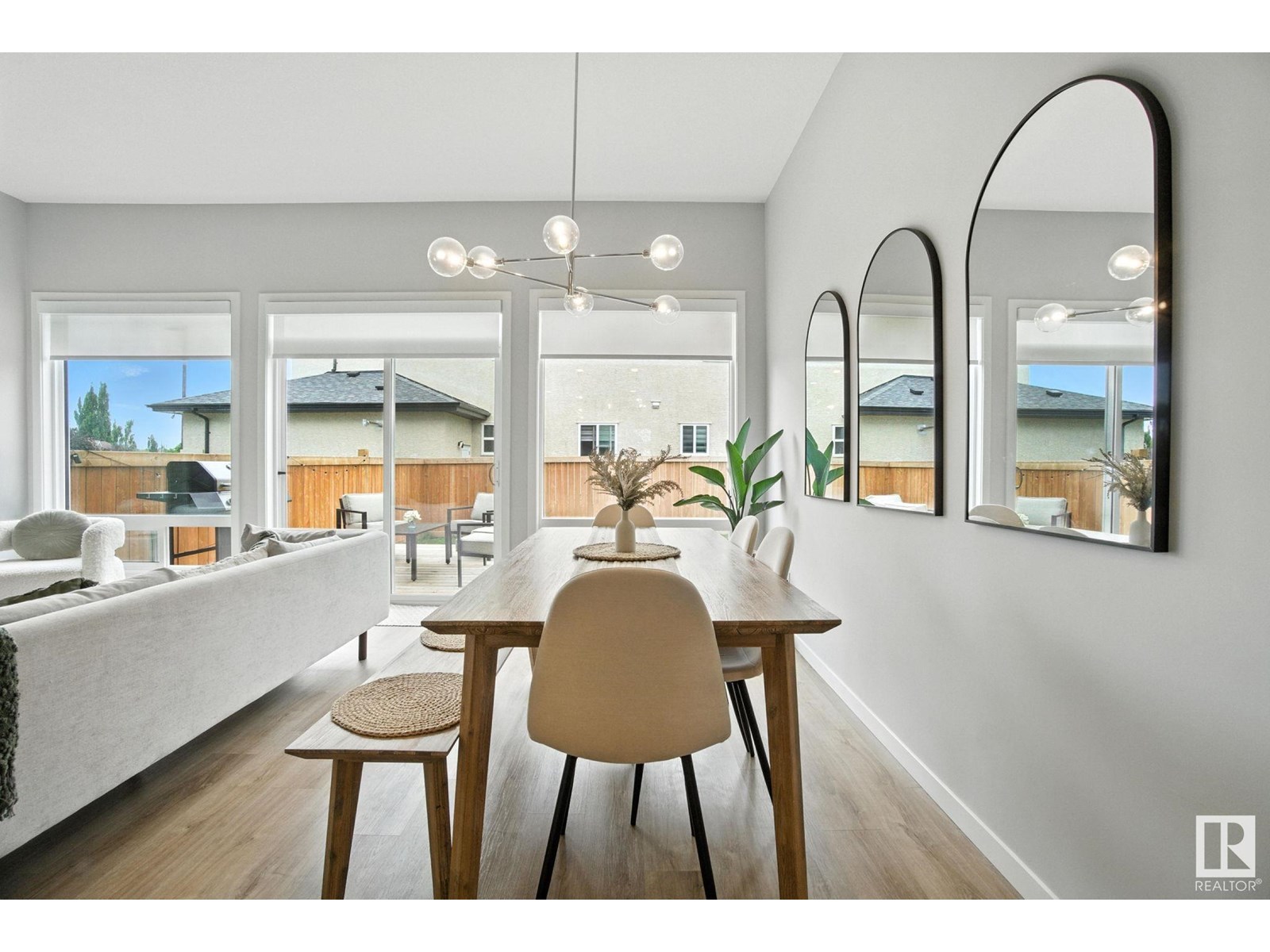 Photo 10 of 17367 100 St Nw, Edmonton AB