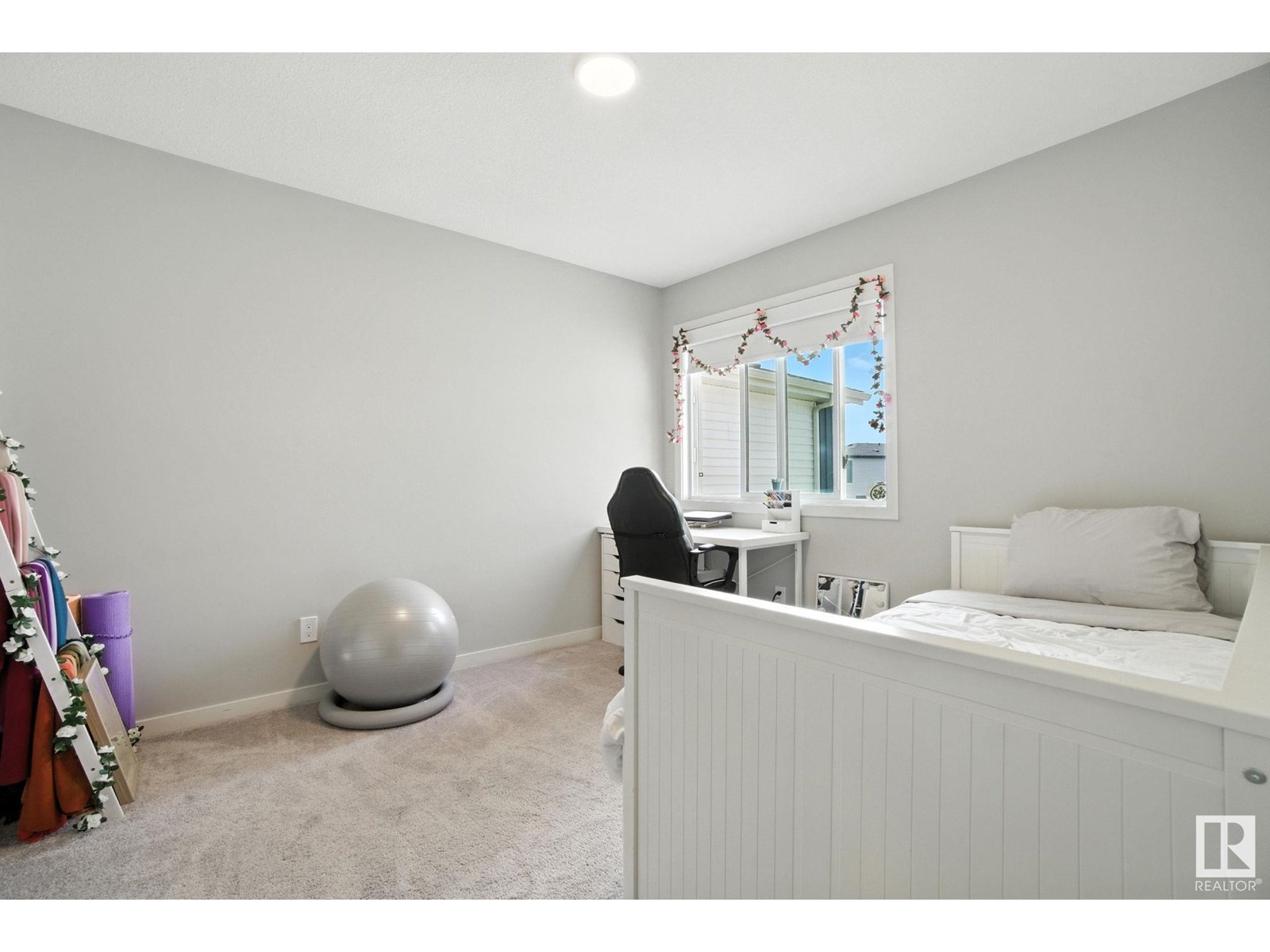 Photo 28 of 17367 100 St Nw, Edmonton AB