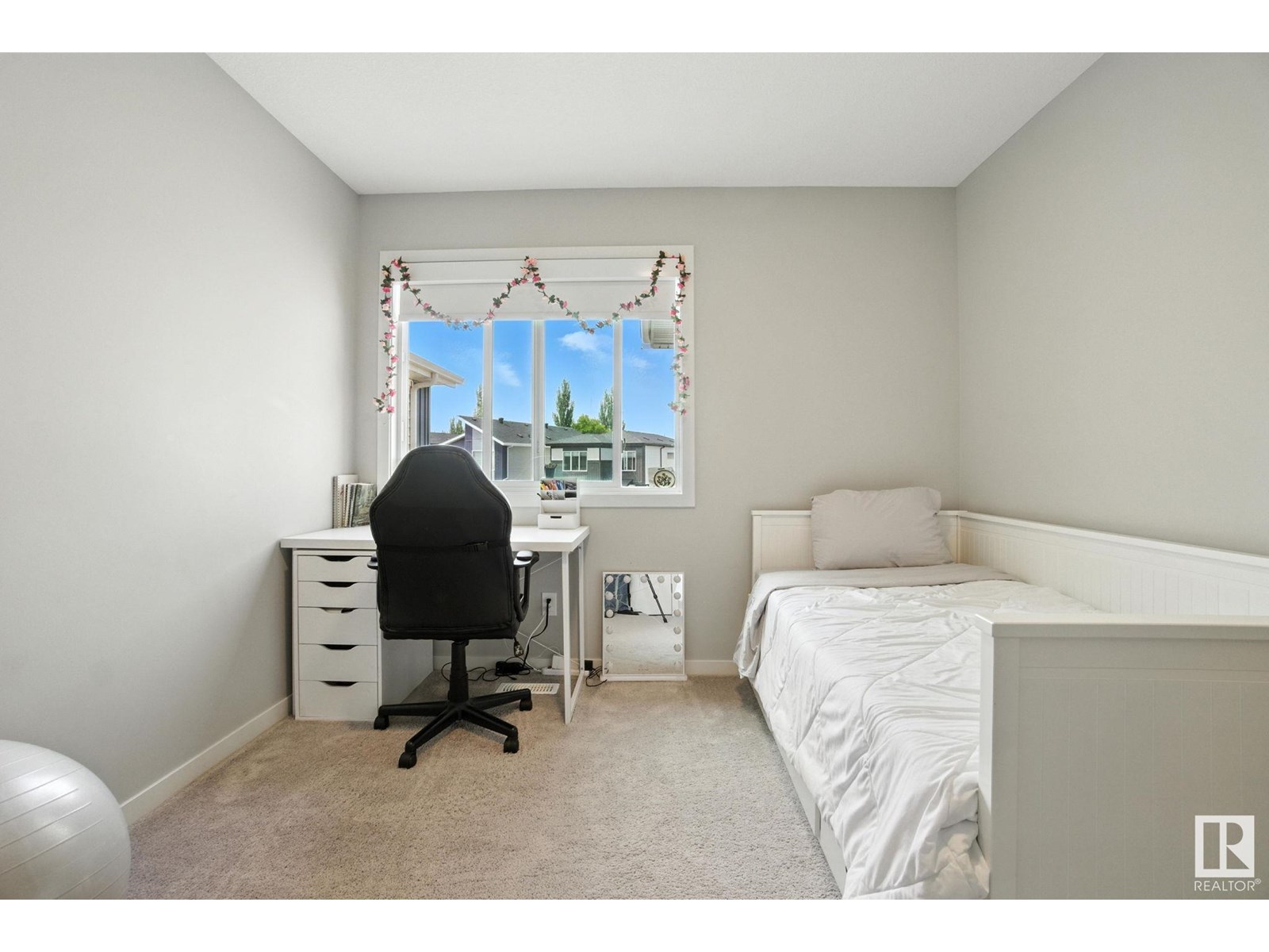 Photo 29 of 17367 100 St Nw, Edmonton AB