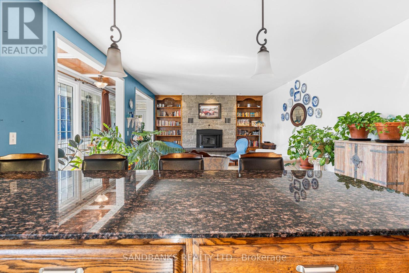 Photo 23 of 108 Murray Street, Quinte West ON