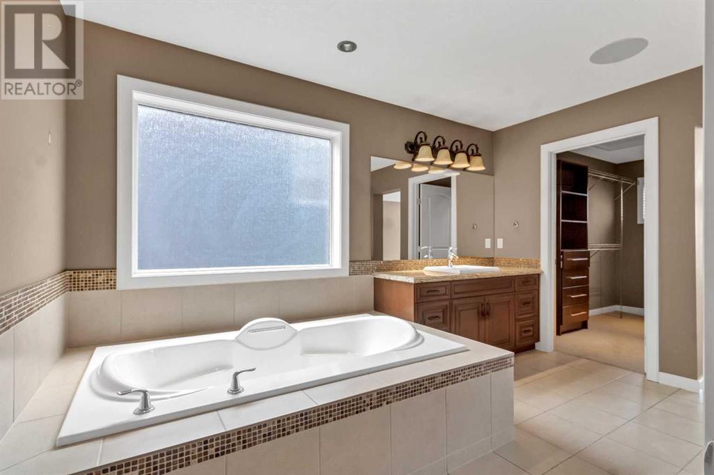 Single Family House for Sale in  Cranarch Circle SE Cranston Calgary 