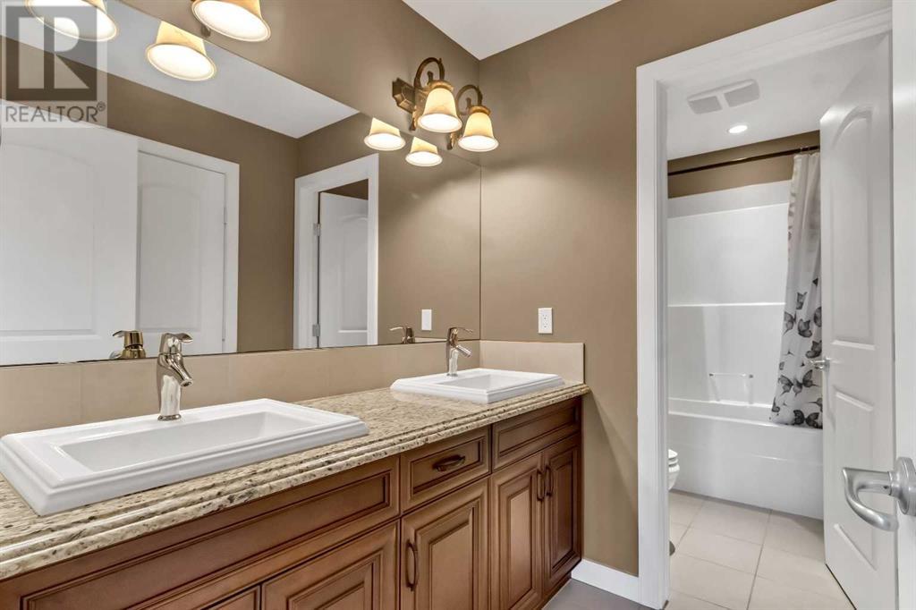 Single Family House for Sale in  Cranarch Circle SE Cranston Calgary 